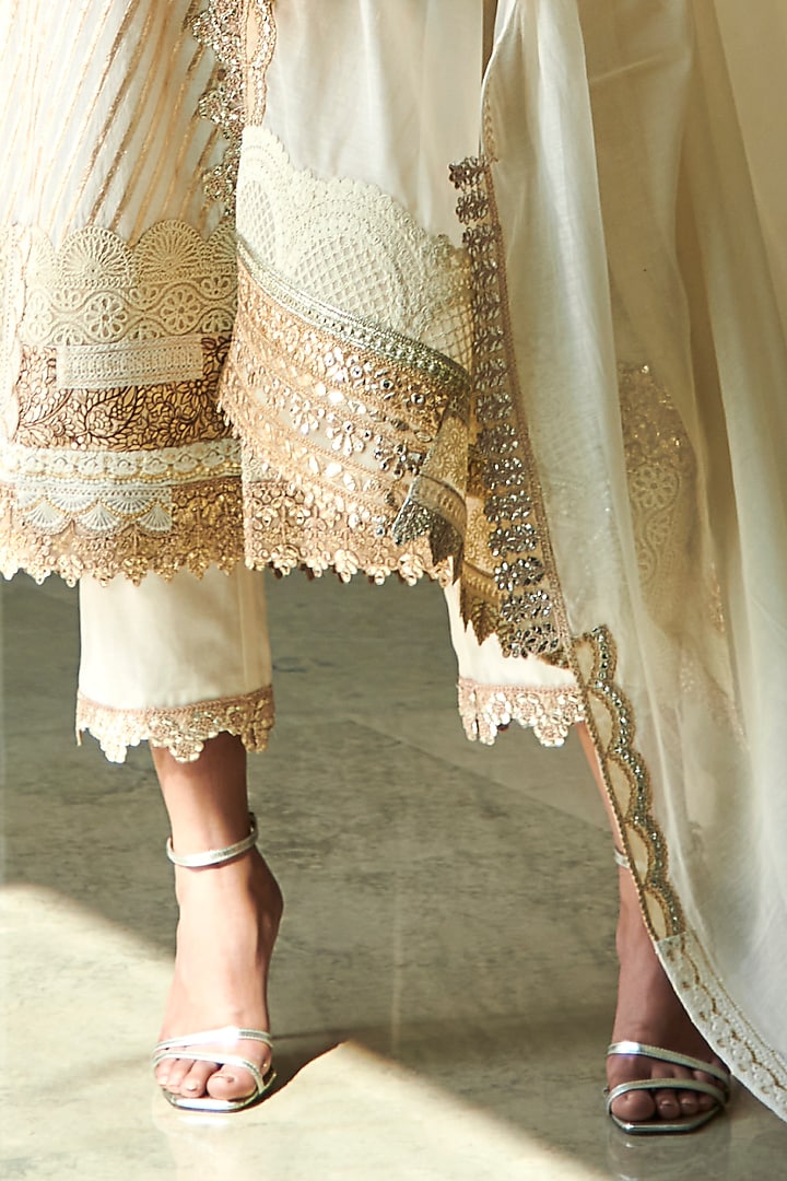 Ivory & Gold Chanderi Front Open Kurta Set by Varun Bahl at Pernia's Pop Up Shop