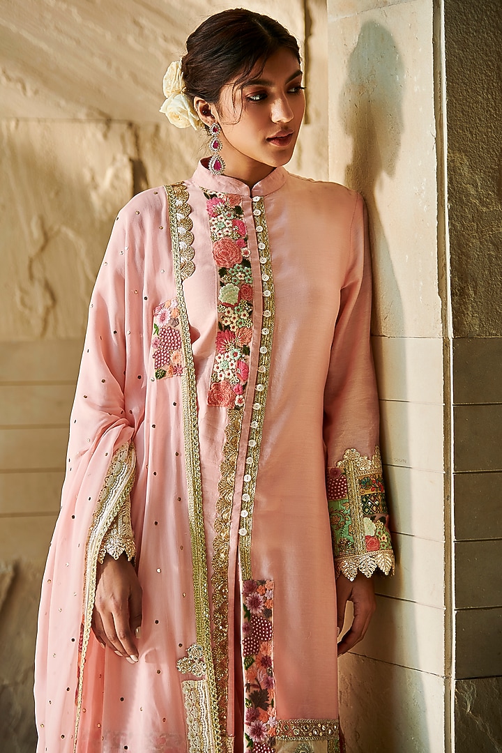 Peach Chanderi Kurta Set by Varun Bahl at Pernia's Pop Up Shop
