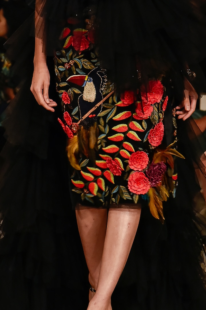Black Embroidered Pencil Skirt Set by Varun Bahl at Pernia's Pop Up Shop