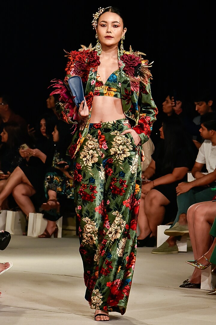 Green Embroidered Jacket Set by Varun Bahl at Pernia's Pop Up Shop