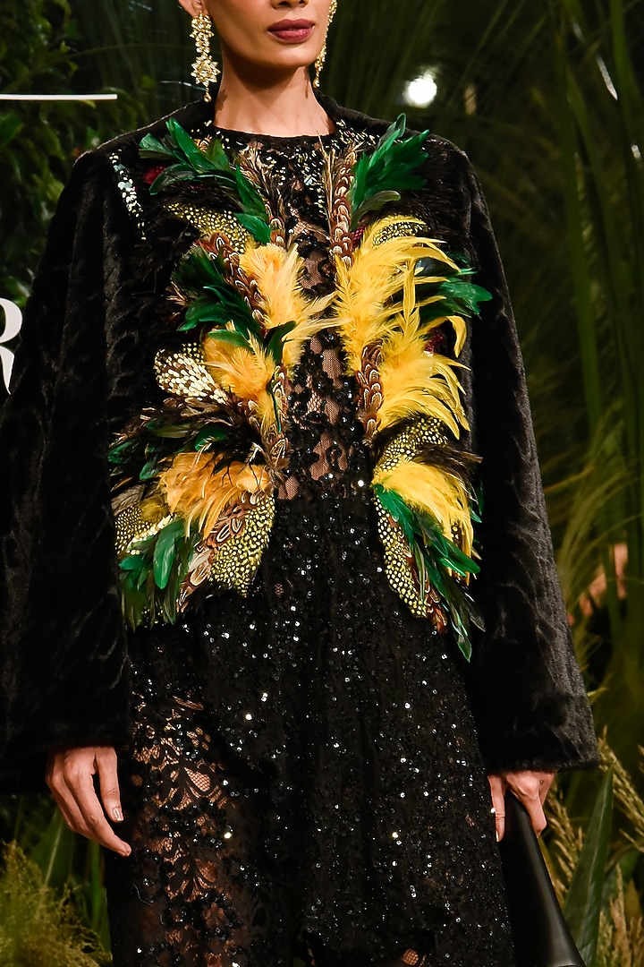 Black Embroidered Jacket Set by Varun Bahl at Pernia's Pop Up Shop