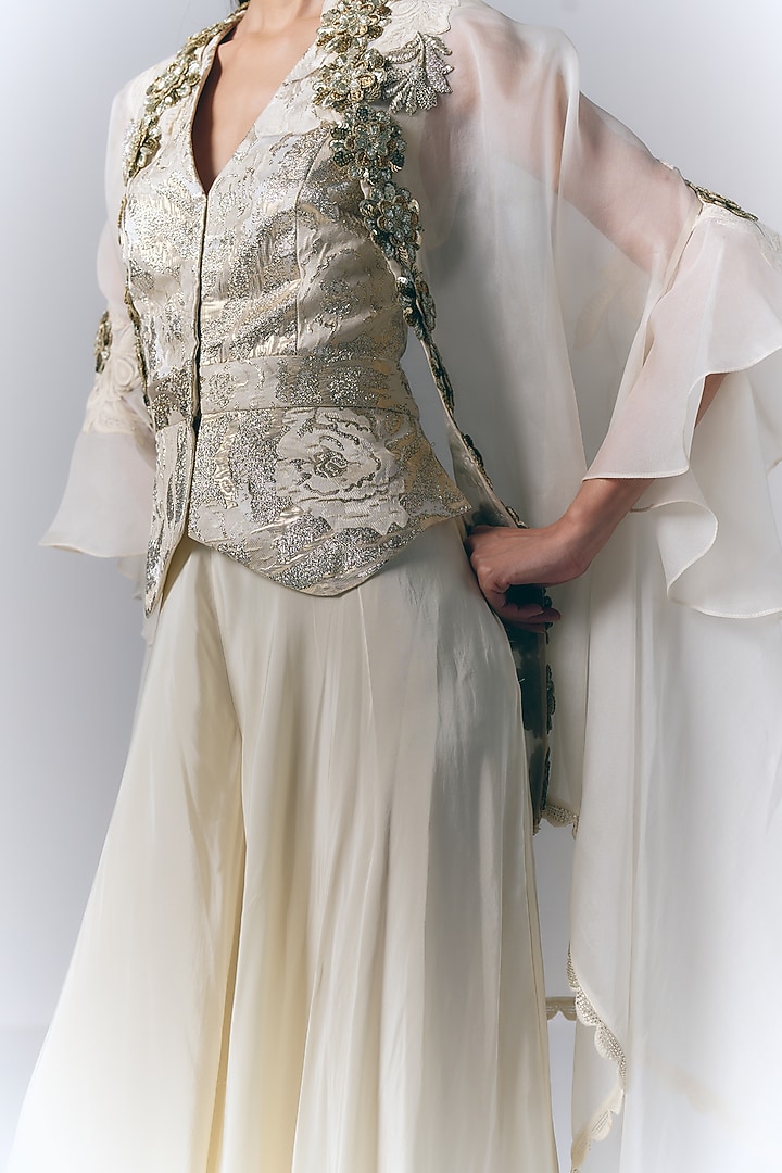 Ivory Brocade Thread Embellished Cape Set by Varun Bahl at Pernia's Pop Up Shop