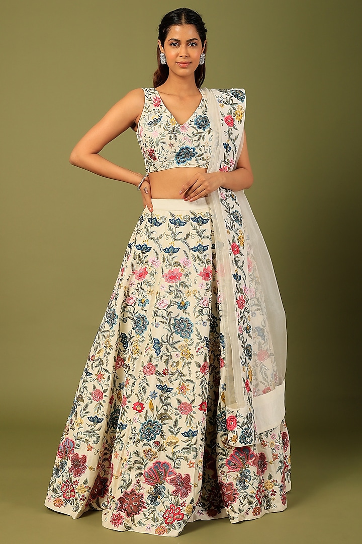 Ivory Embroidered Bridal Lehenga Set by Varun Bahl at Pernia's Pop Up Shop