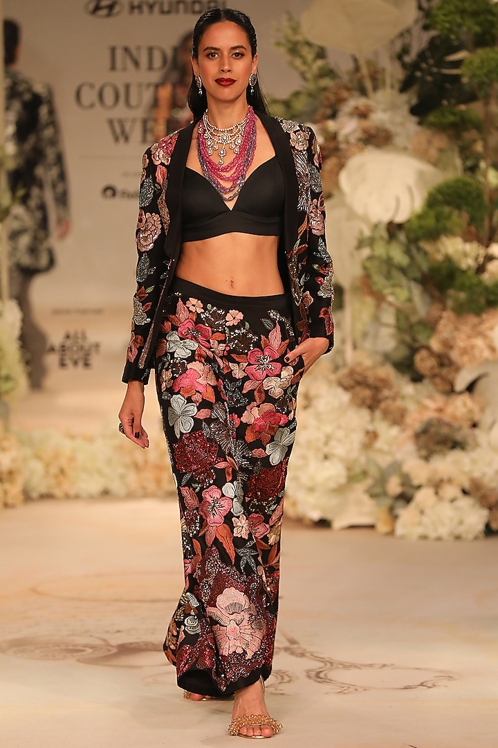 Black Chanderi Silk Resham Embroidered Jacket Set by Varun Bahl at Pernia's Pop Up Shop