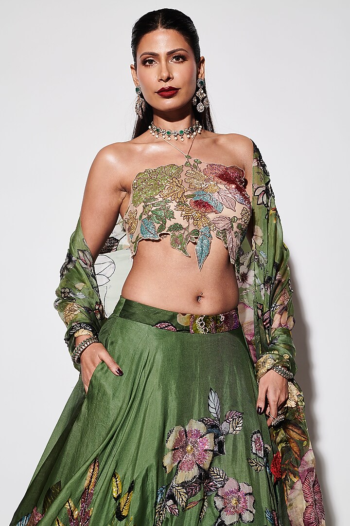 Green Organza Printed Bridal Lehenga Set by Varun Bahl at Pernia's Pop Up Shop