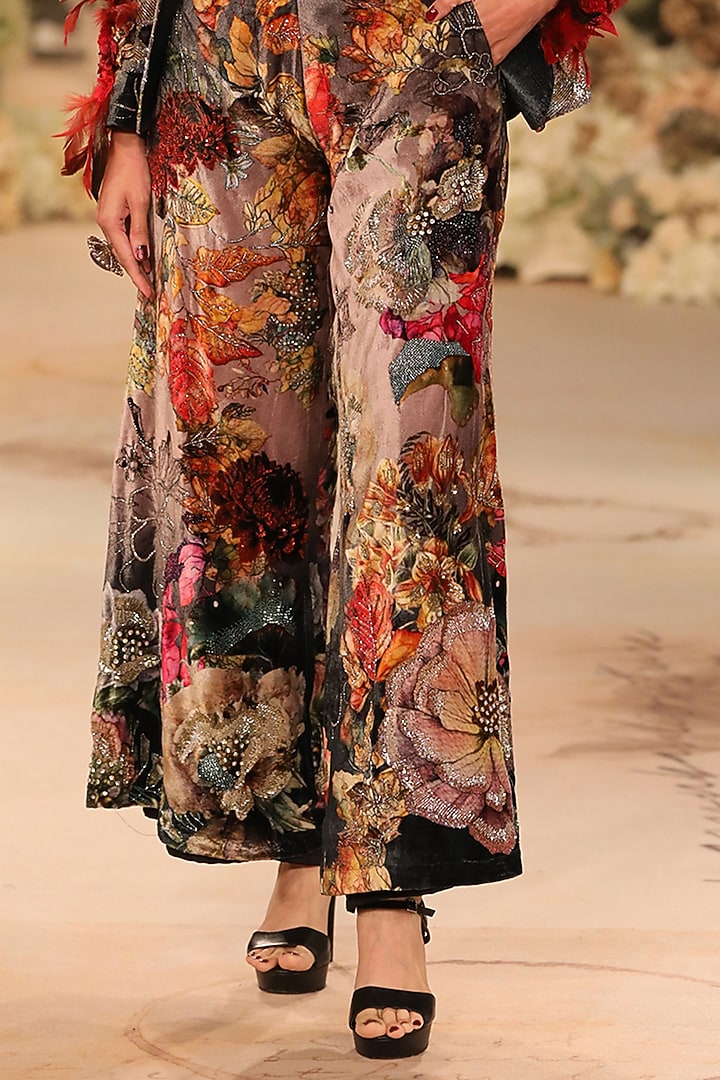 Pink Velvet & Crepe Floral Suit Set by Varun Bahl at Pernia's Pop Up Shop