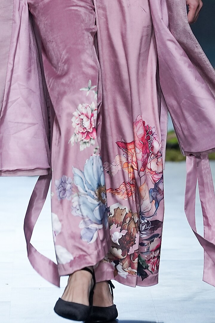 Pink Velvet & Organza Sequins Embellished Jacket Set by Varun Bahl at Pernia's Pop Up Shop