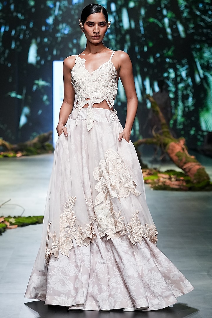 Ivory Chanderi & Net Embroidered Bridal Lehenga Set by Varun Bahl at Pernia's Pop Up Shop
