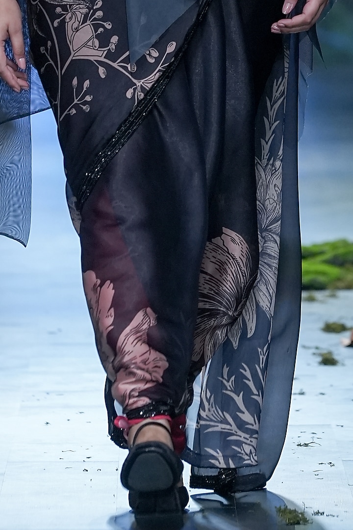 Black Net & Lurex Printed Jacket Bridal Saree Set by Varun Bahl at Pernia's Pop Up Shop
