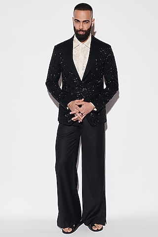 Black Suiting Fabric & Organza Cutdana Embroidered Tuxedo Set by Varun Bahl Men