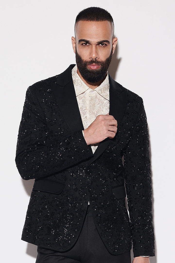 Black Suiting Fabric & Organza Cutdana Embroidered Tuxedo Set by Varun Bahl Men at Pernia's Pop Up Shop