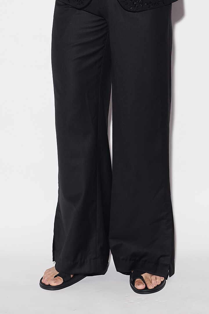Black Suiting Fabric & Organza Cutdana Embroidered Tuxedo Set by Varun Bahl Men at Pernia's Pop Up Shop