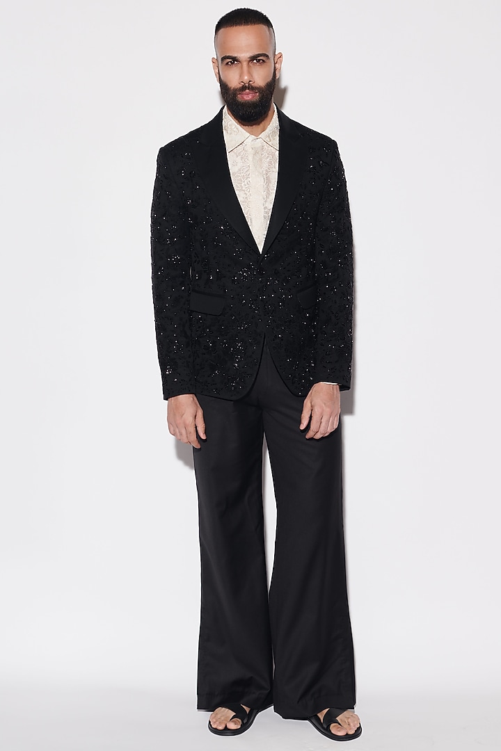 Black Suiting Fabric & Organza Cutdana Embroidered Tuxedo Set by Varun Bahl Men at Pernia's Pop Up Shop