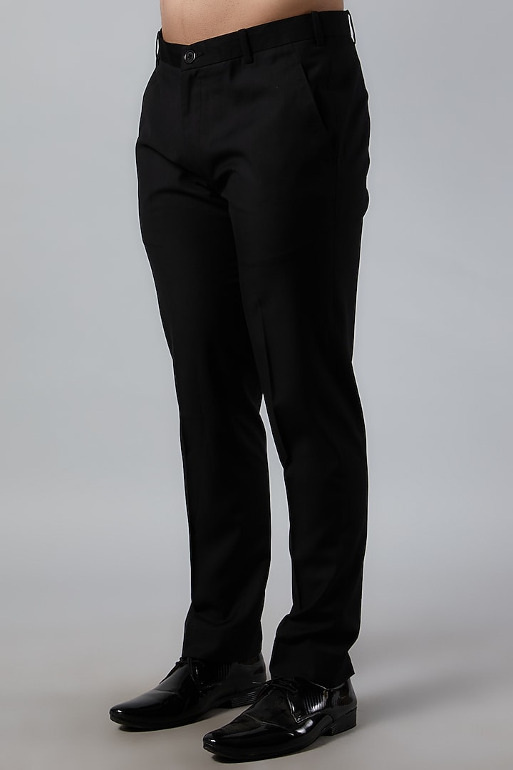 Black Suiting Fabric Cutdana Embroidered Tuxedo Set by Varun Bahl Men at Pernia's Pop Up Shop