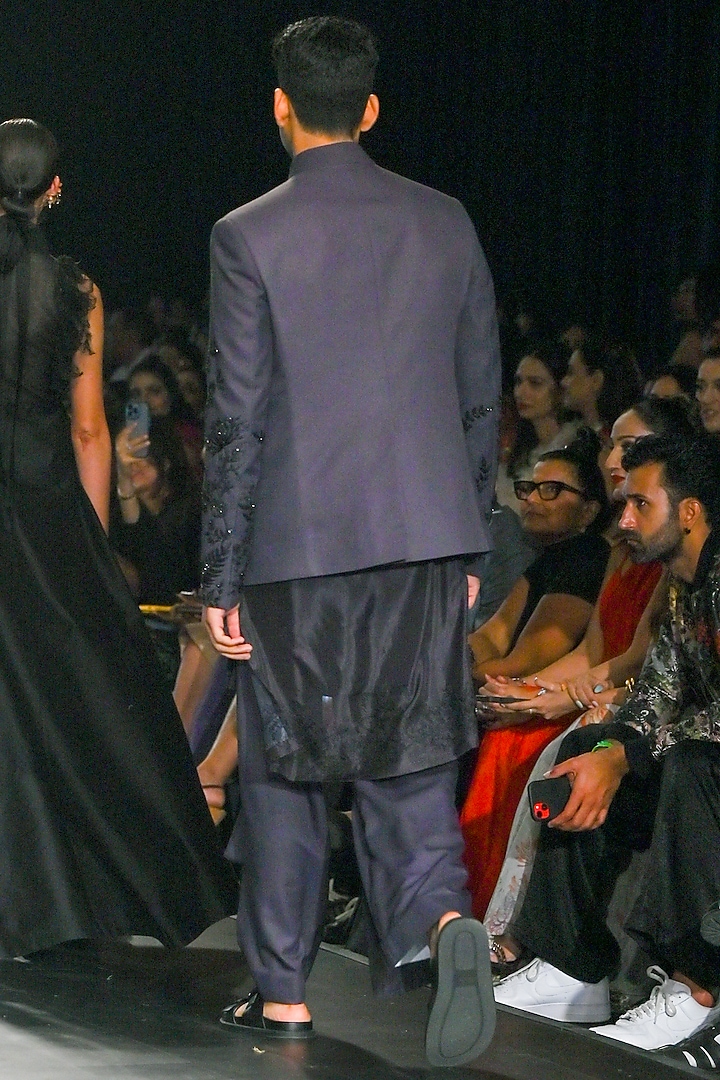 Black Velvet Floral Applique Hand Embroidered Groom Sherwani Set by Varun Bahl Men at Pernia's Pop Up Shop