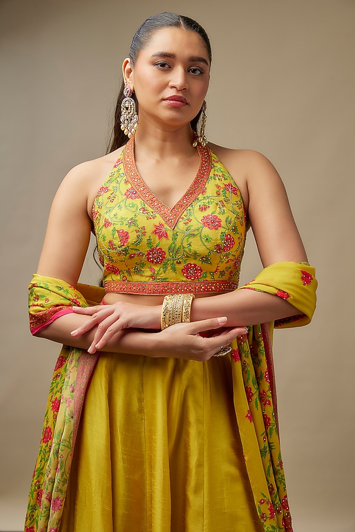 Lemon Yellow Raw Silk Printed & Embroidered Wedding Lehenga Set by Vidhi By A La Mode at Pernia's Pop Up Shop