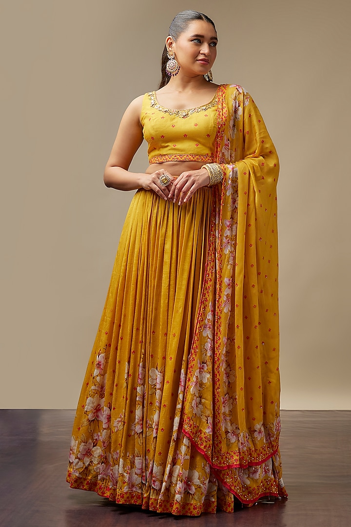 Mango Yellow Raw Silk Printed & Embroidered Wedding Lehenga Set by Vidhi By A La Mode at Pernia's Pop Up Shop