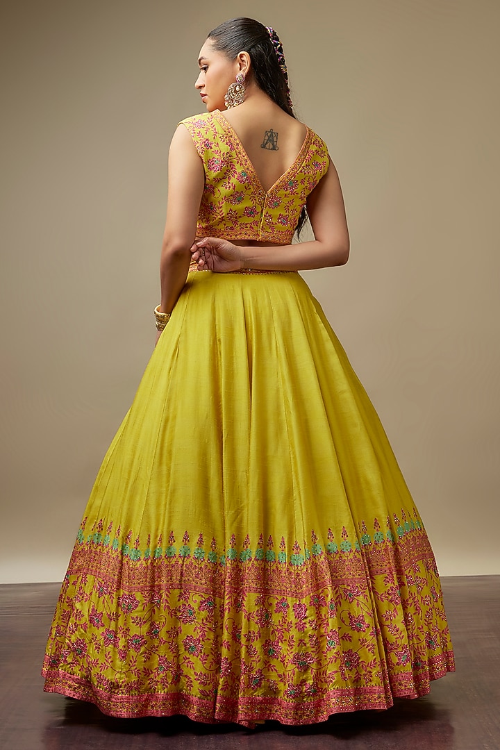 Marigold Yellow Raw Silk Printed & Embroidered Wedding Lehenga Set by Vidhi By A La Mode at Pernia's Pop Up Shop