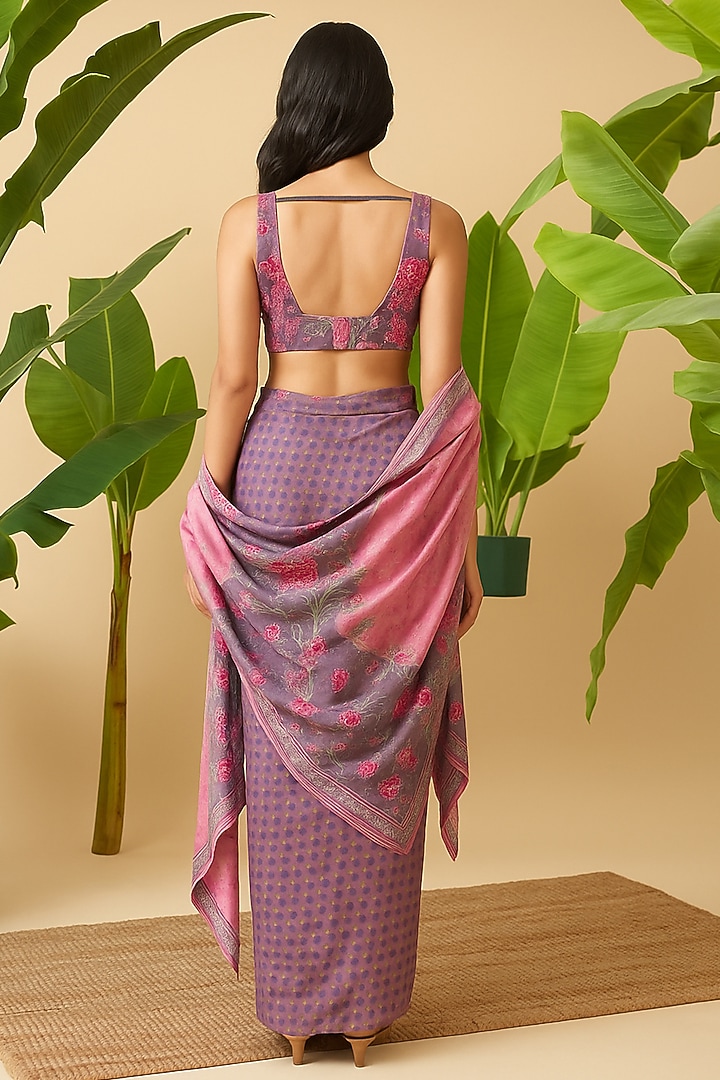 Pink Chinon Digital Printed Cape Set by Vidhi By A La Mode at Pernia's Pop Up Shop