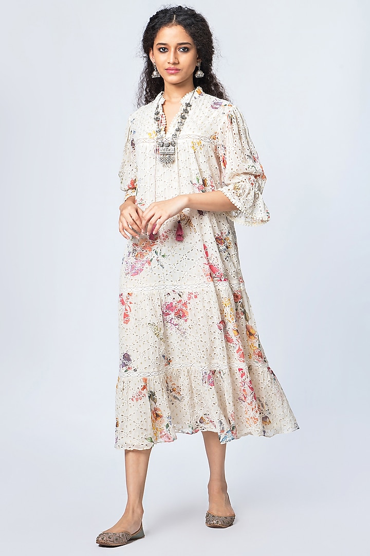 White Floral & Embroidered Midi Dress Design by Verb by Pallavi Singhee ...