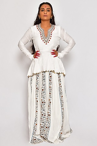 White Hand Embroidered Peplum Kurta Set by Vaibhavi & Sejal