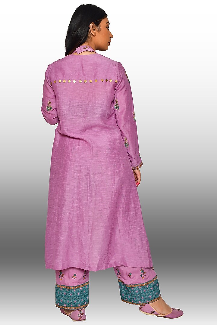 Light Purple Hand Embroidered Jacket Set by Vaibhavi & Sejal at Pernia's Pop Up Shop