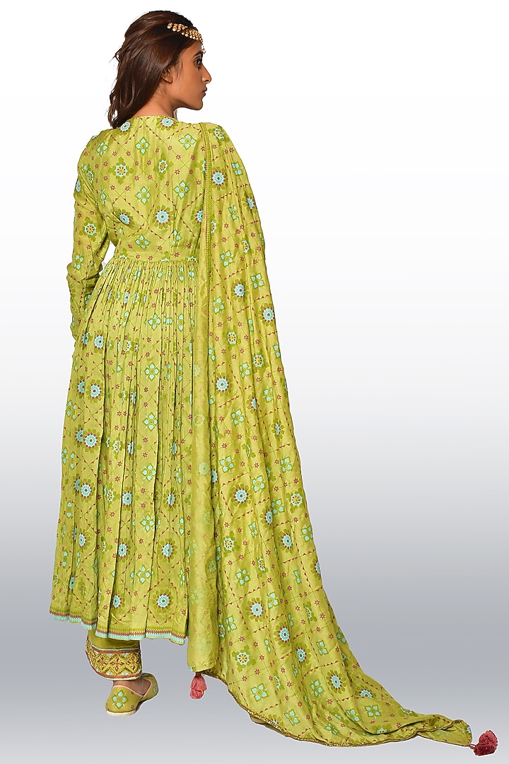 Green Linen Silk Embroidered Party Wear Anarkali Set by Vaibhavi & Sejal at Pernia's Pop Up Shop