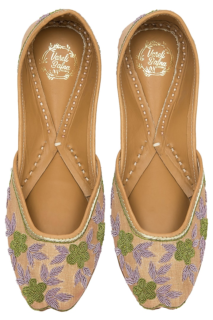 Biege embroidered juttis available only at Pernia's Pop Up Shop.