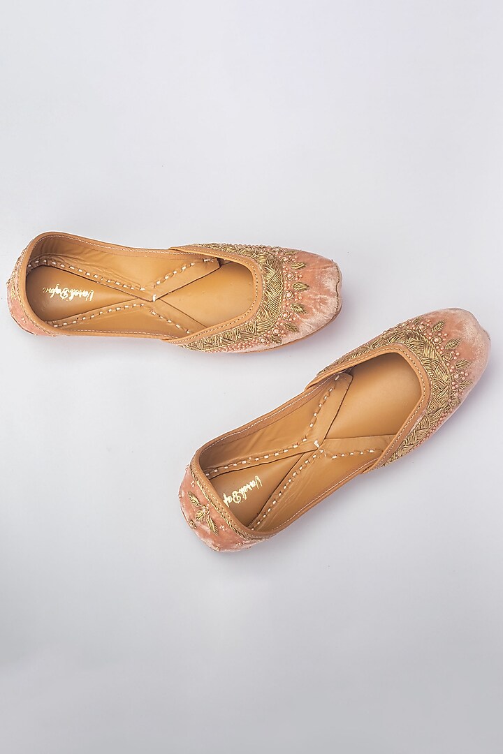 Onion pink embroidered zardozi work and pearl juttis available only at Pernia's Pop Up Shop.