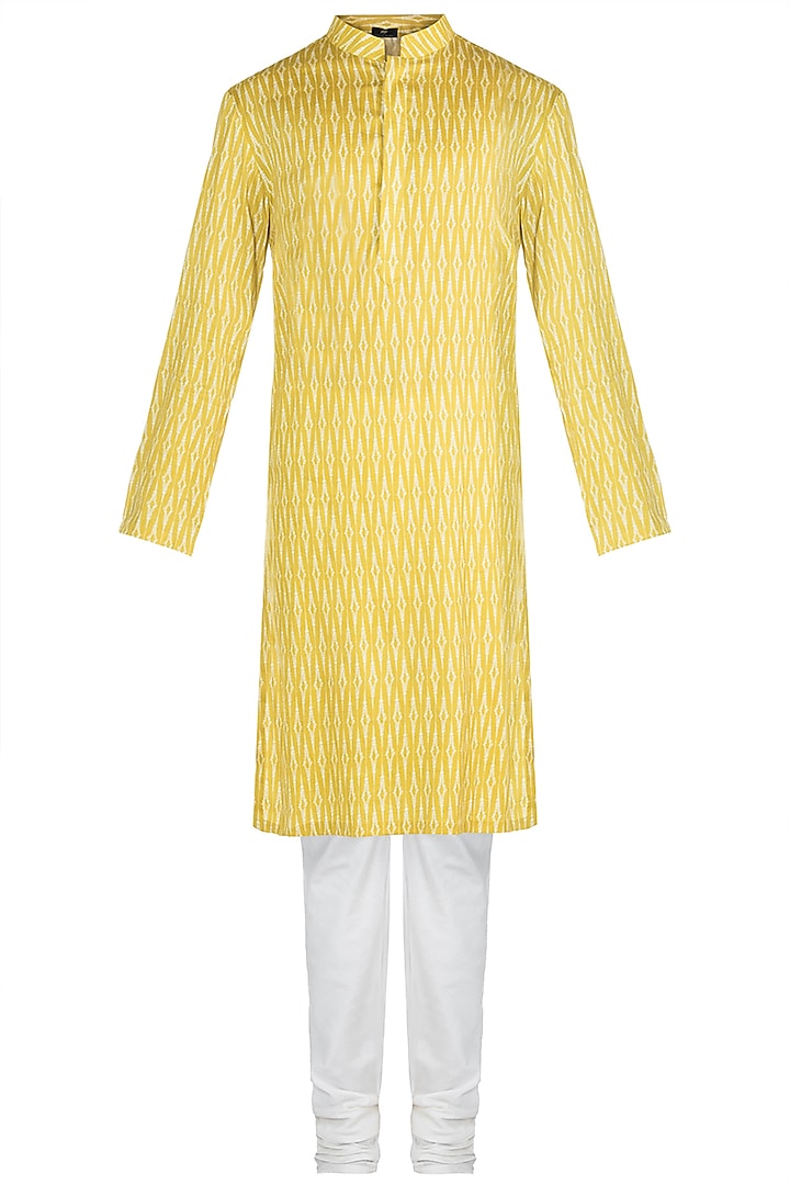 Mustard Printed Kurta Set by Varun Bahl Men at Pernia's Pop Up Shop