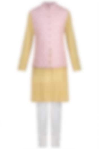 Mustard Printed Kurta Set With Pink Bundi Jacket by Varun Bahl Men at Pernia's Pop Up Shop
