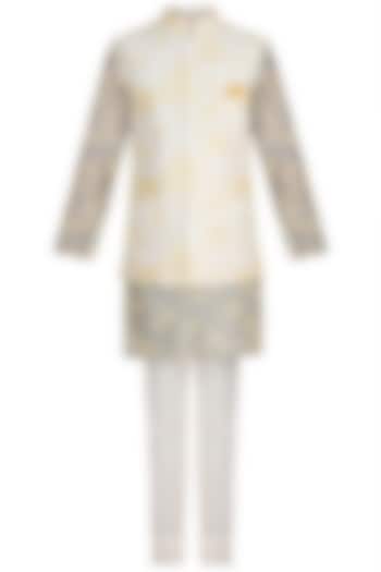 Powder Blue Printed Kurta Set With Ivory Bundi Jacket by Varun Bahl Men at Pernia's Pop Up Shop