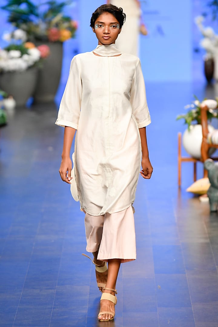 Ivory Embroidered Tunic With Pink Pants by Varun Bahl