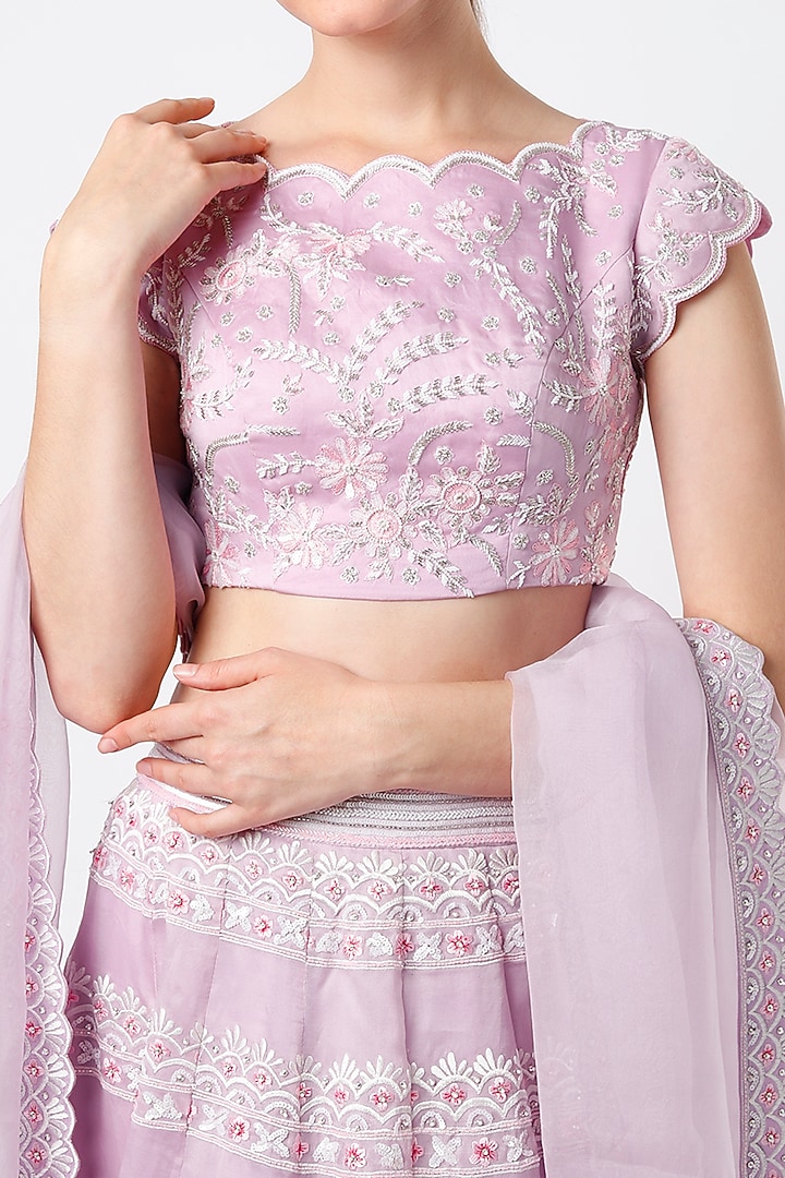 Lilac Aari Embroidered Wedding Lehenga Set by Varun Chakkilam at Pernia's Pop Up Shop