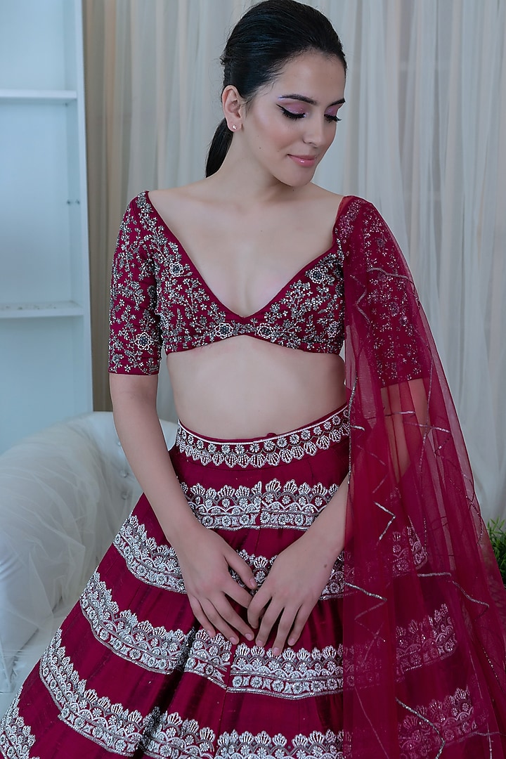 Maroon Embroidered Wedding Lehenga Set by Varun Chakkilam at Pernia's Pop Up Shop