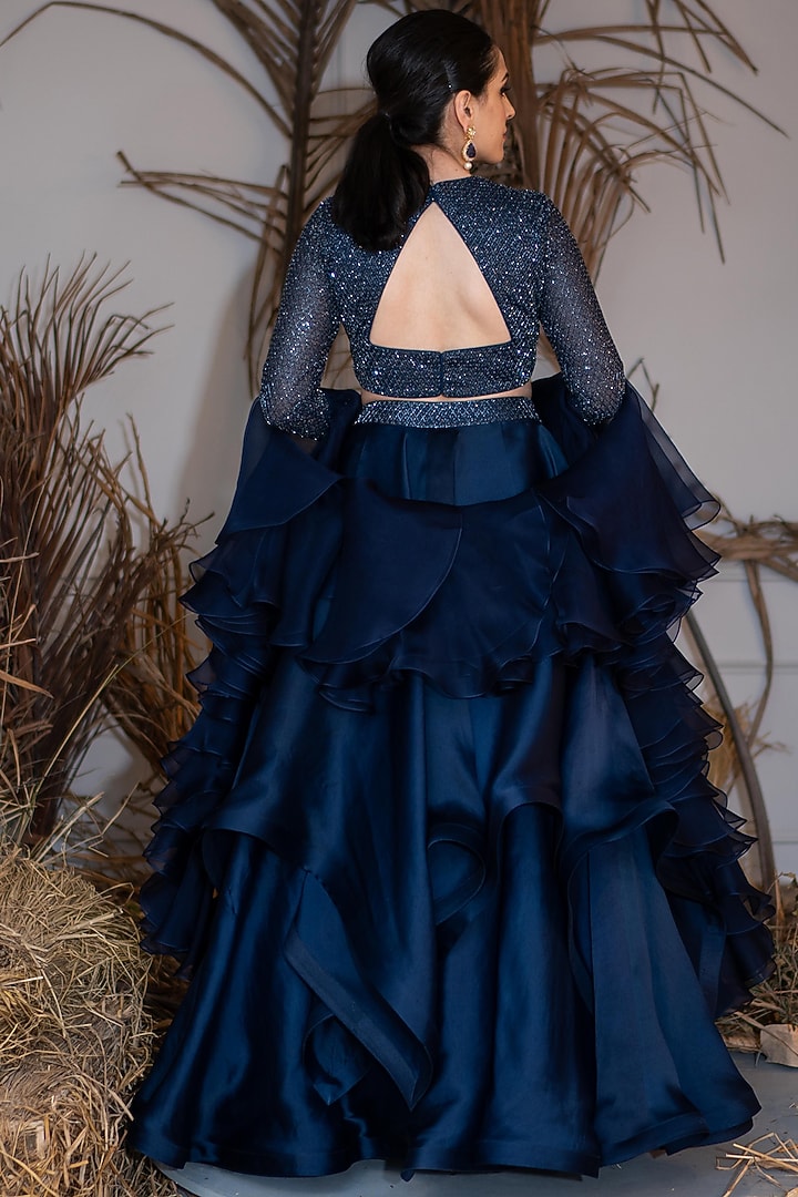 Midnight Blue Embroidered Wedding Lehenga Set by Varun Chakkilam at Pernia's Pop Up Shop