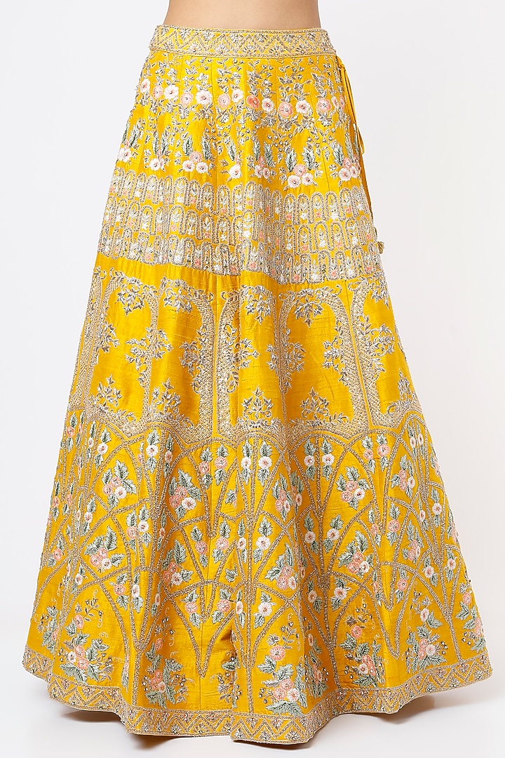 Canary Yellow Embroidered Bridal Lehenga Set by Varun Chakkilam at Pernia's Pop Up Shop