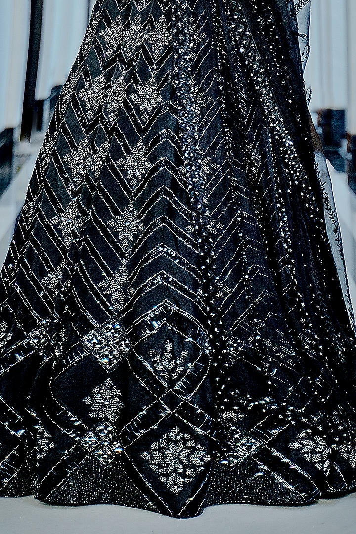 Black Embroidered Bridal Lehenga Set by Varun Chakkilam at Pernia's Pop Up Shop