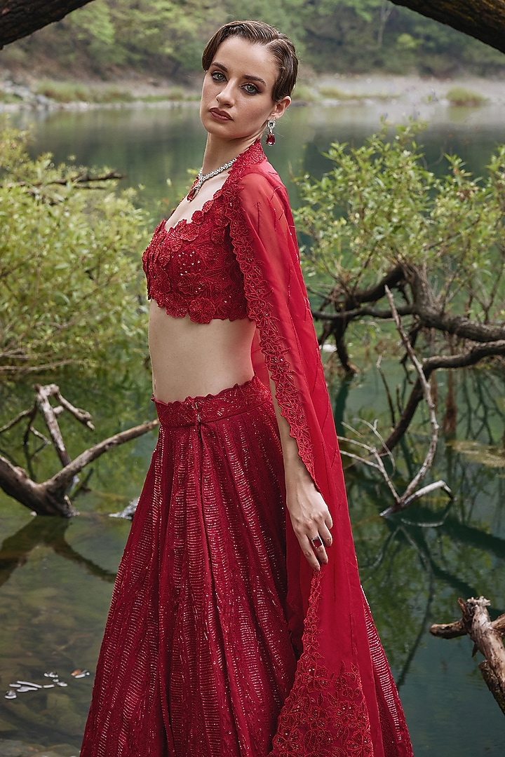 Scarlet Red Organza Geometric Bridal Lehenga Set by Varun Chakkilam at Pernia's Pop Up Shop
