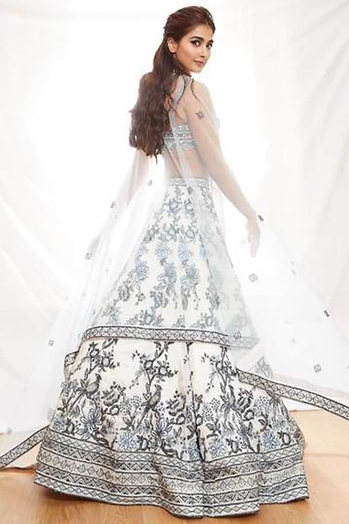 White Organza Bridal Lehenga Set by Varun Chakkilam at Pernia's Pop Up Shop