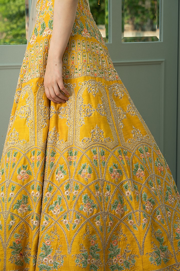 Yellow Hand Embroidered Bridal Lehenga Set by Varun Chakkilam at Pernia's Pop Up Shop