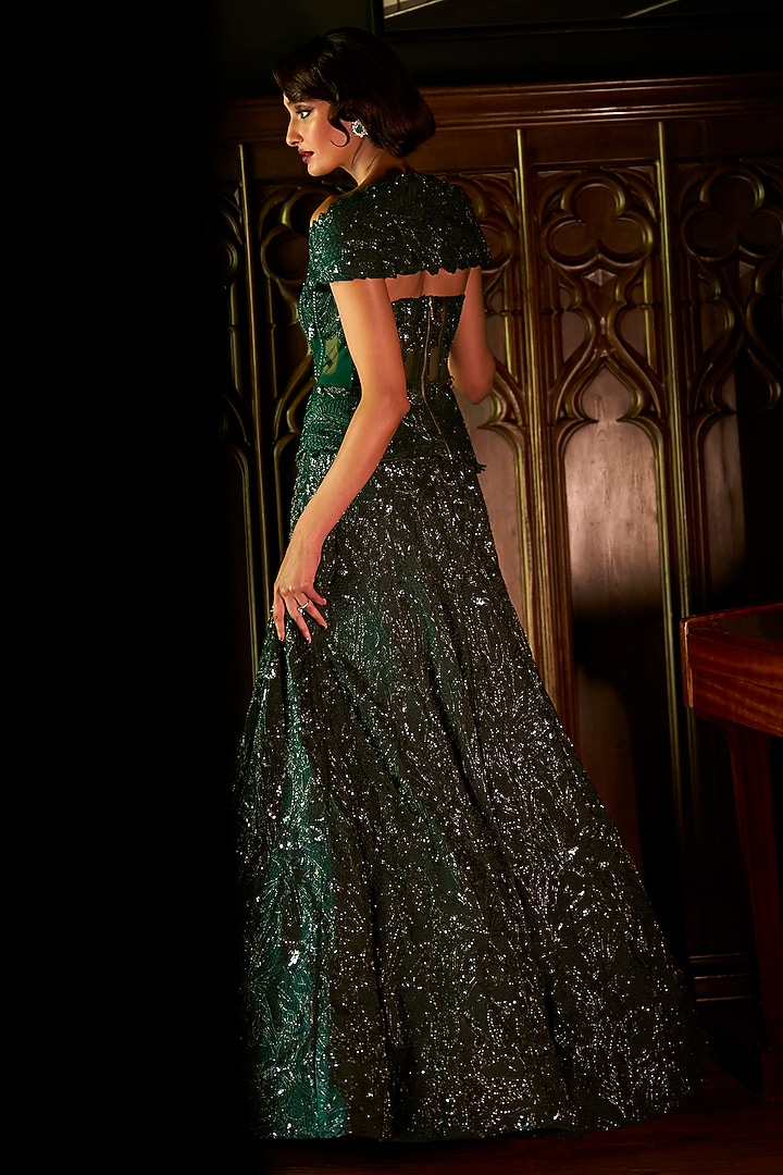 Dark Green Satin Organza & Organza Embellished Bridal Lehenga Set by Varun Chakkilam at Pernia's Pop Up Shop