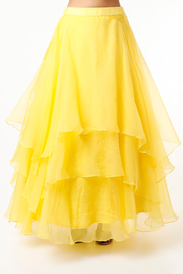 Yellow Organza Layered Skirt Set by Varun Chakkilam at Pernia's Pop Up Shop