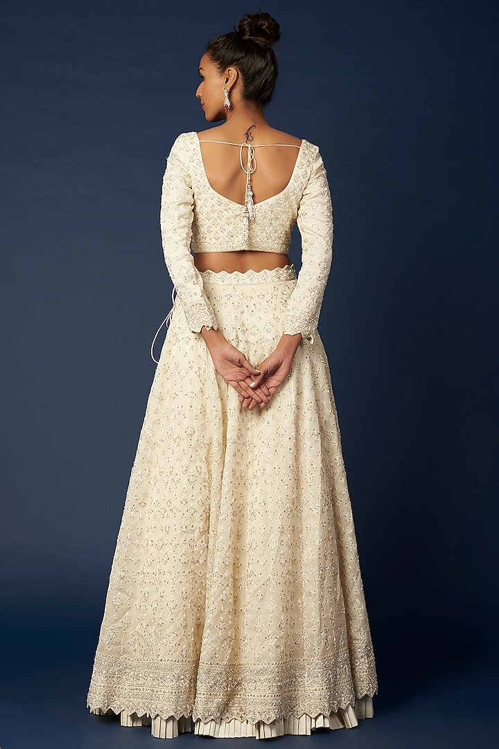 Chanterelle Beige Embroidered Bridal Lehenga Set by Varun Chakkilam at Pernia's Pop Up Shop
