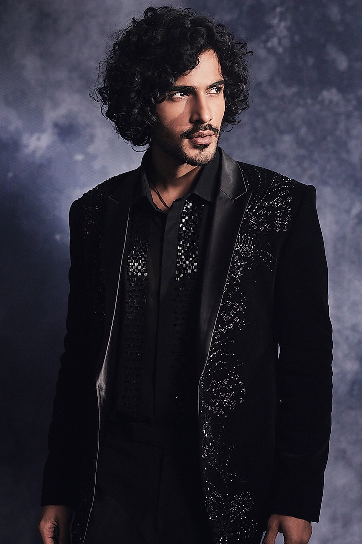 Ebony Black Poly Blend Suiting Embroidered Blazer Set by Varun Chakkilam Men at Pernia's Pop Up Shop