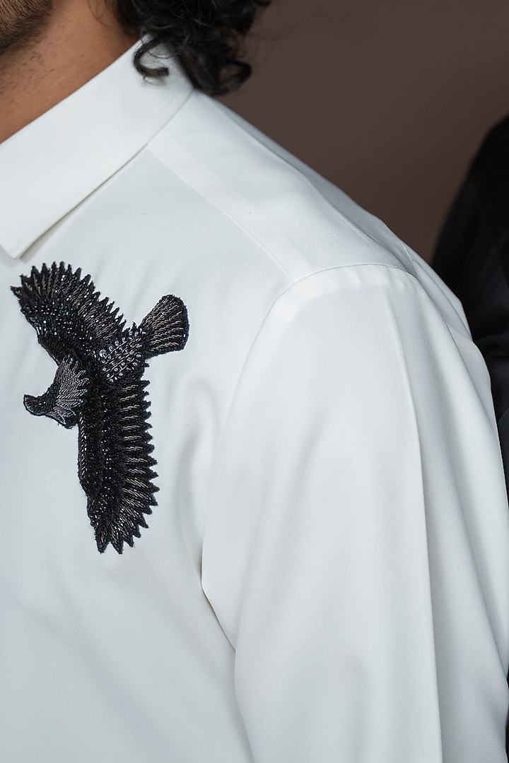 White Embroidered Party Wear Shirt by Varun Chakkilam Men at Pernia's Pop Up Shop