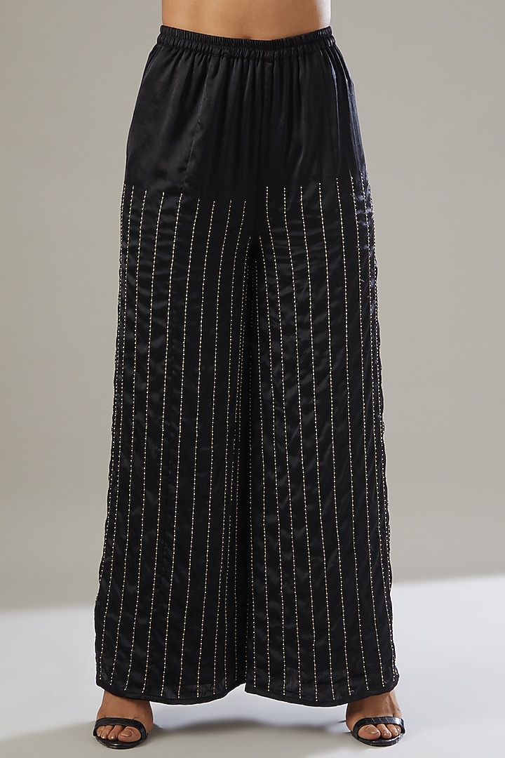 Black Georgette Kurta Set by VIDHI AGRAWAL at Pernia's Pop Up Shop
