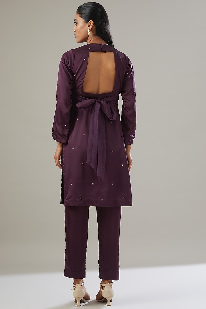 Aubergine Silk Satin Embroidered Kurta Set by VIDHI AGRAWAL at Pernia's Pop Up Shop