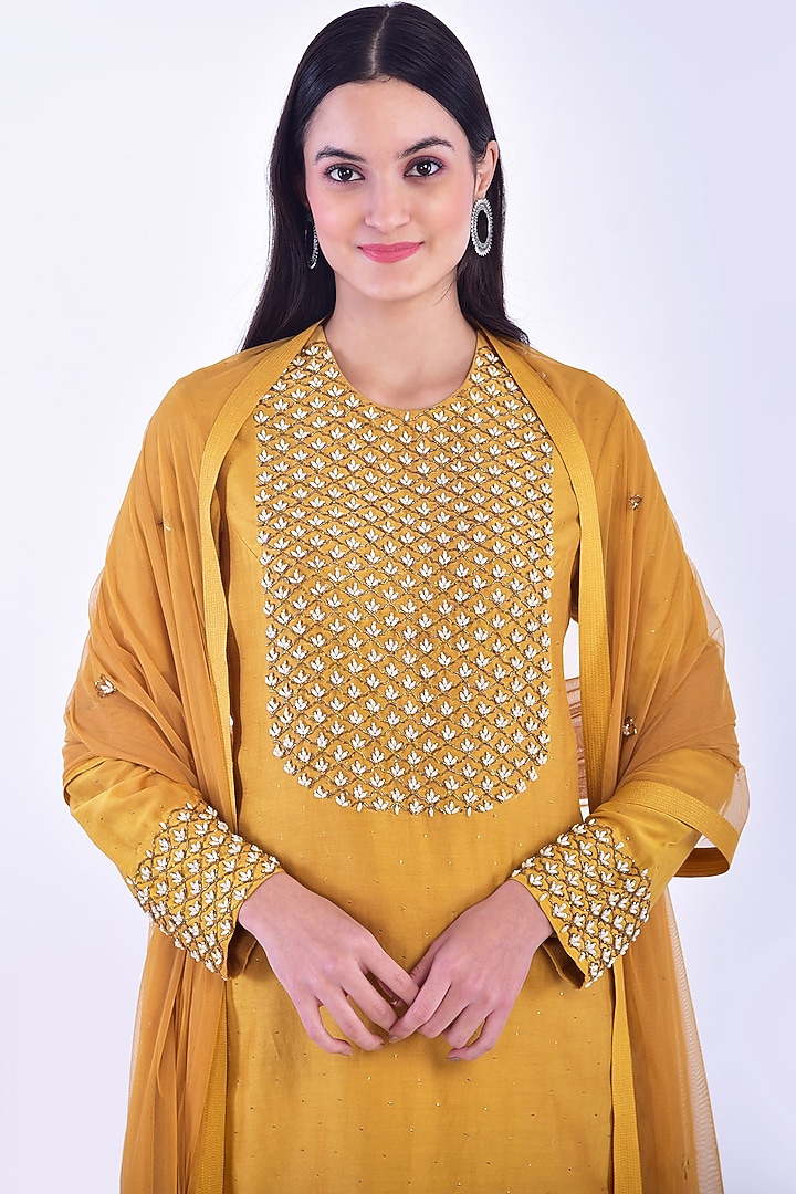 Mustard Hand Embroidered Gharara Set by Vidushi Gupta at Pernia's Pop Up Shop