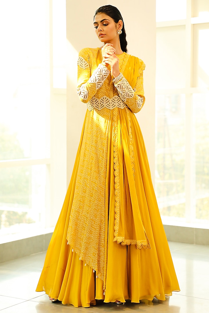 Canary yellow Hand Embroidered Anarkali Set by Vidushi Gupta